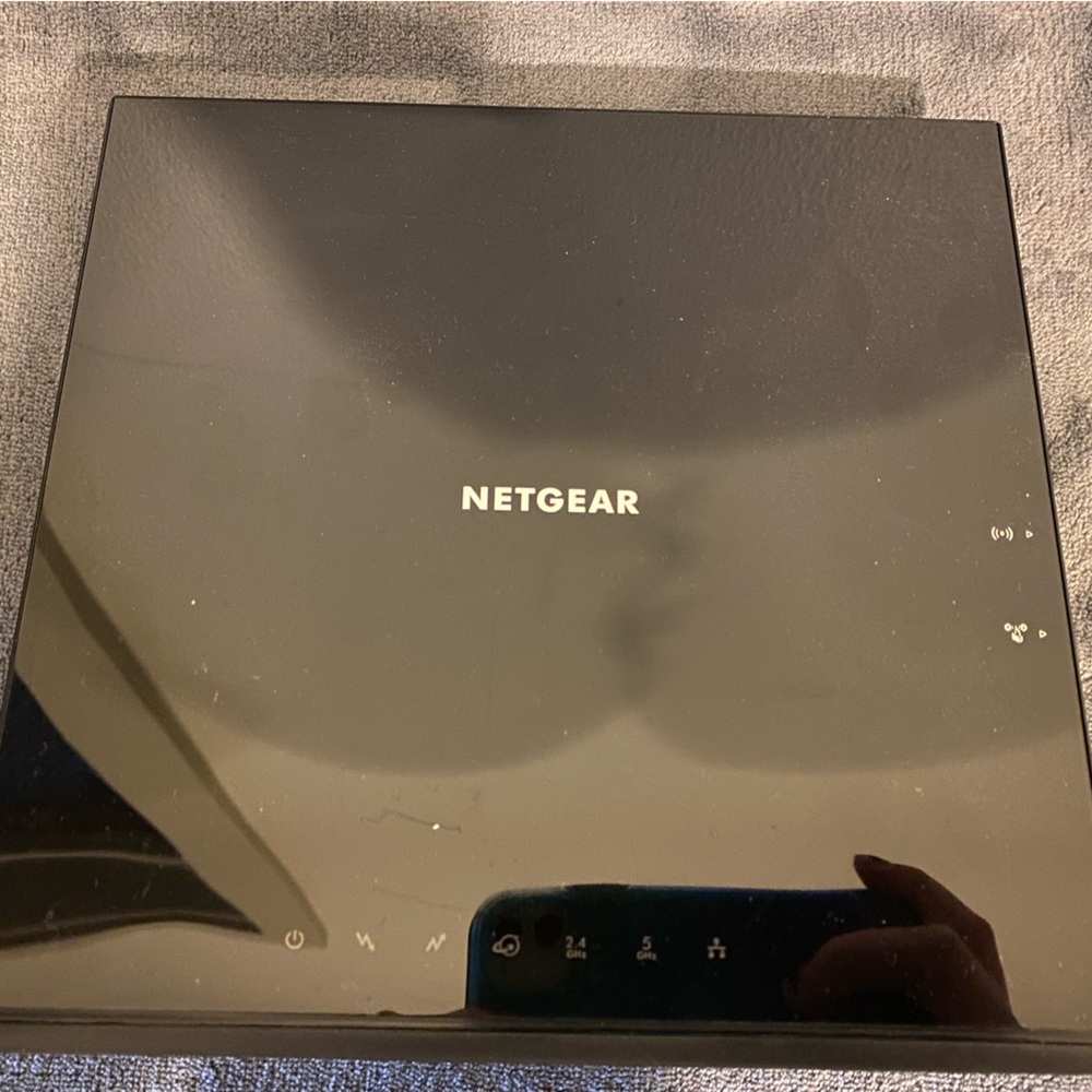 NetGear AC1600 Wi-fi Cable Modem Router (Model C6250) - Picture 8 of 11